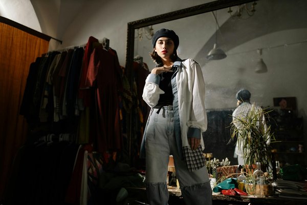 Écharpe femme : l'accessoire tendance pour l'hiver élégant