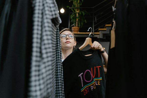 Montessori à la maison : Éveillez l'autonomie de votre enfant